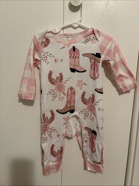 SHEIN Pink and White Cowboy Boot Print Baby One-Piece